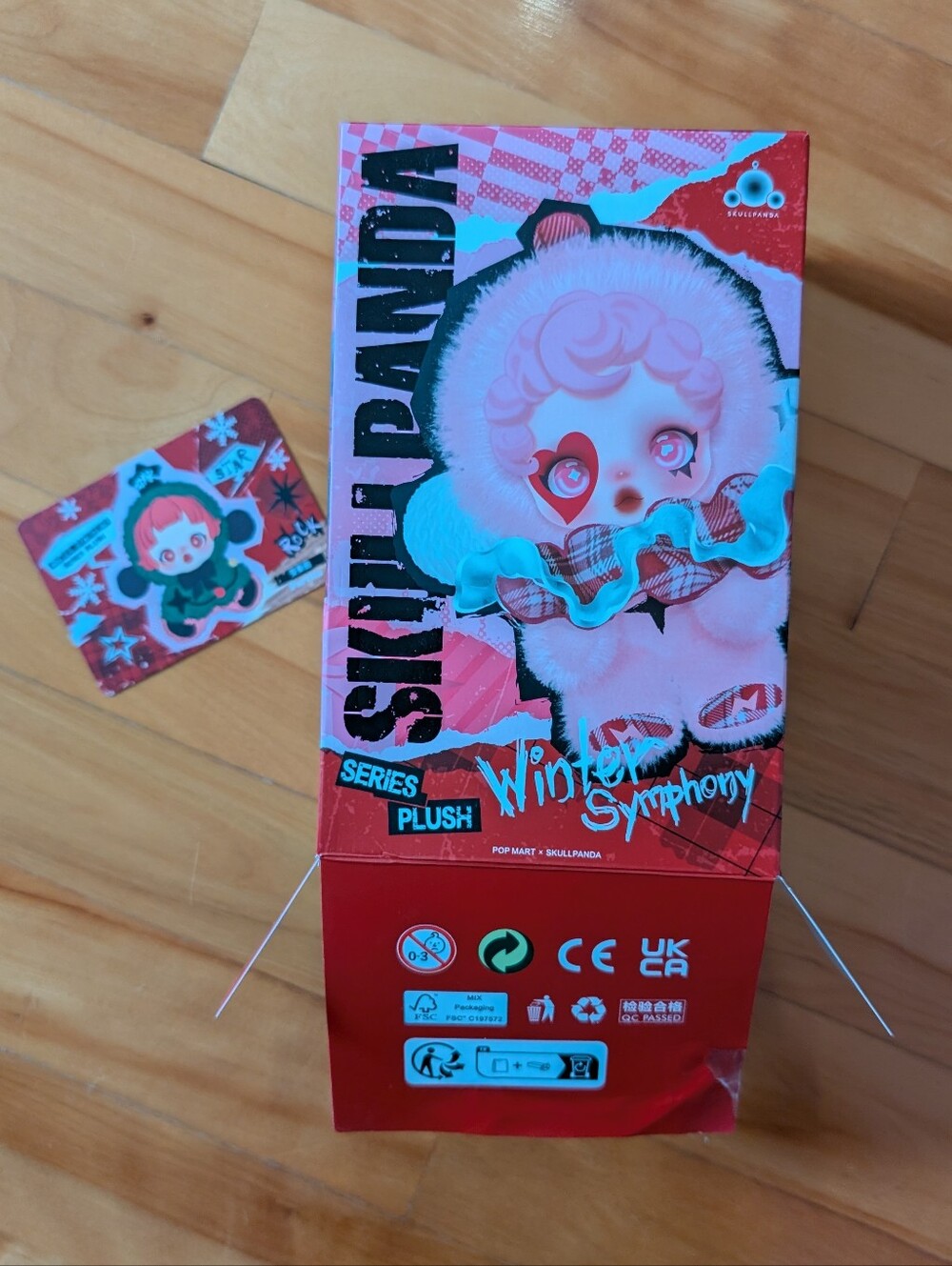 POP MART SKULLPANDA Winter Series Plush Doll Ornament - Partita